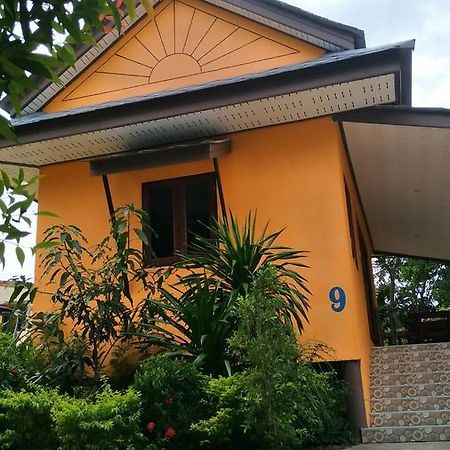 Baan Mek Lom Hotel Khao Lak Bagian luar foto