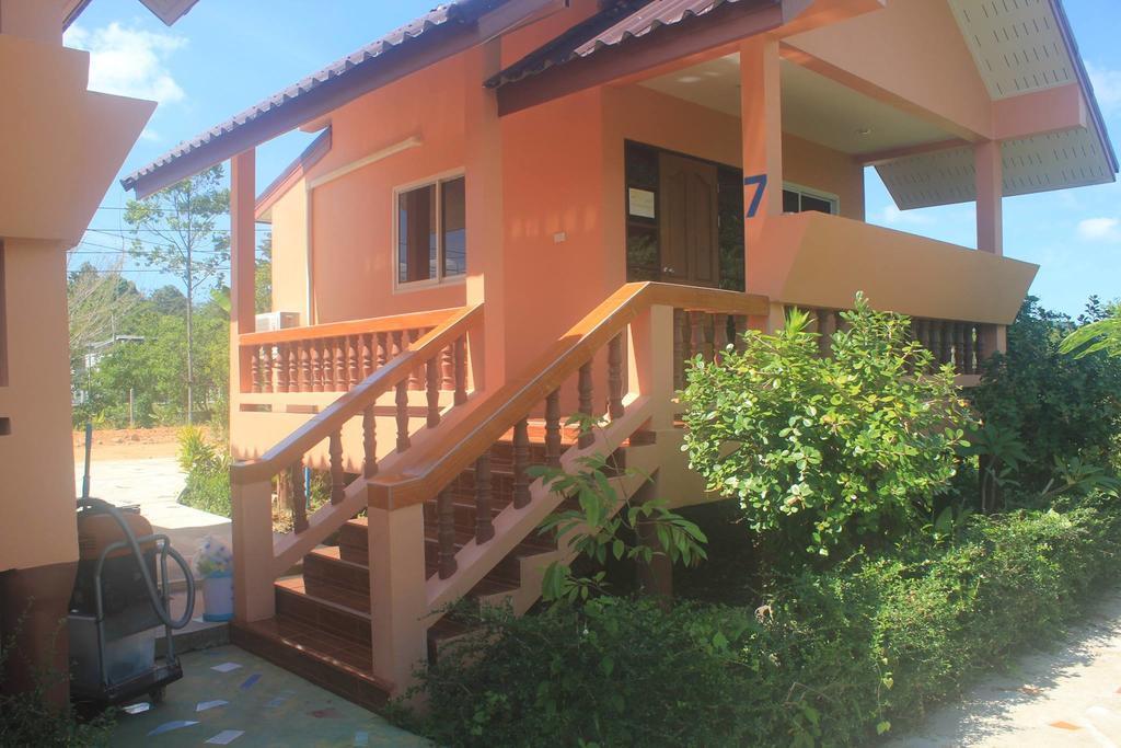 Baan Mek Lom Hotel Khao Lak Bagian luar foto