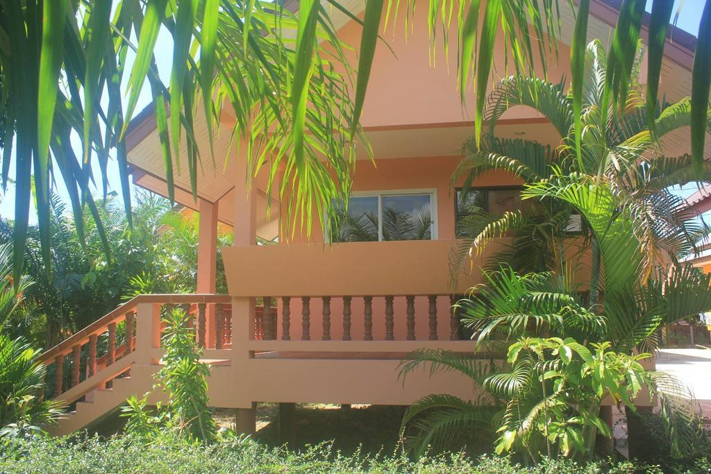 Baan Mek Lom Hotel Khao Lak Bagian luar foto
