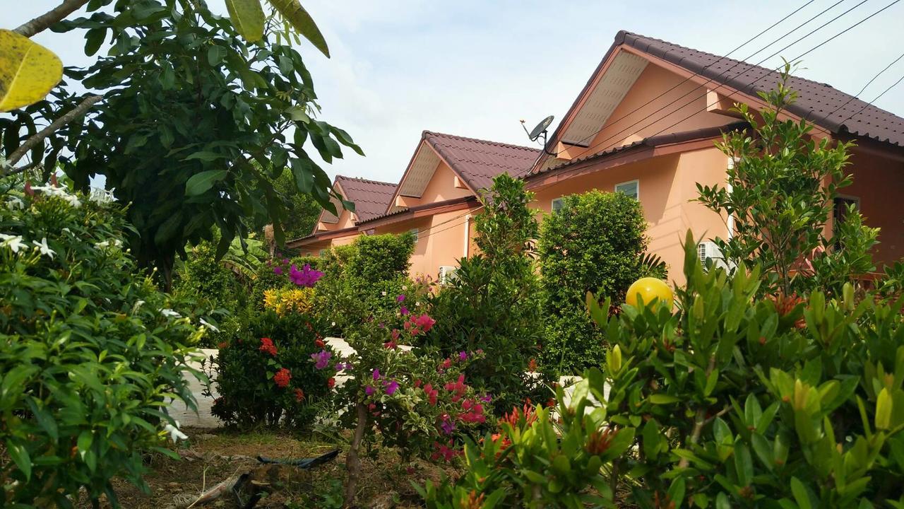 Baan Mek Lom Hotel Khao Lak Bagian luar foto